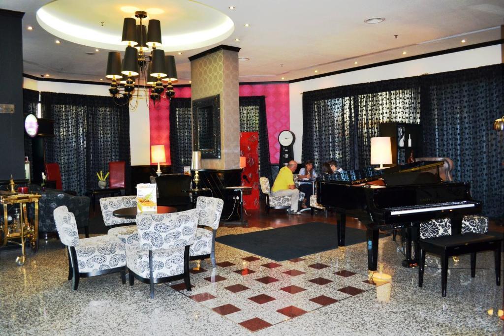 Hotel Coral Oriental Dubai Exterior foto